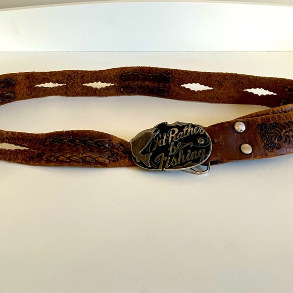 Vintage I’d Rather Be Fishing Belt Buckle and Leather Belt - Picture 3 of 5